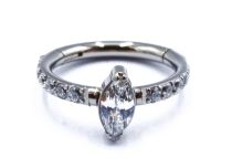 Ring Scharnier Titan steril Motiv Oval Strass Weiß |  ITC